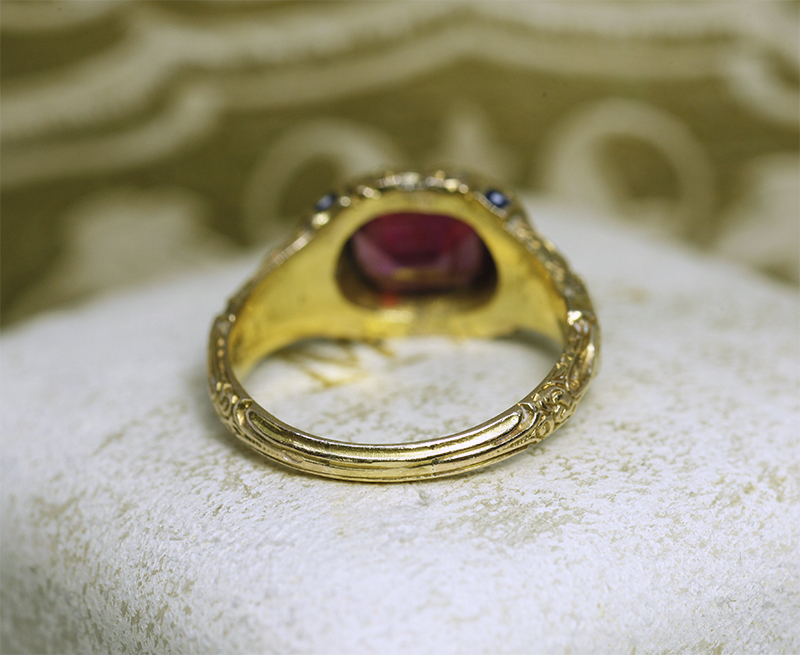 アンティークジュエリー　ガーネットの指輪　ミネルヴァ アンティークジュエリー ガーネットの指輪 ミネルヴァ アンティーク